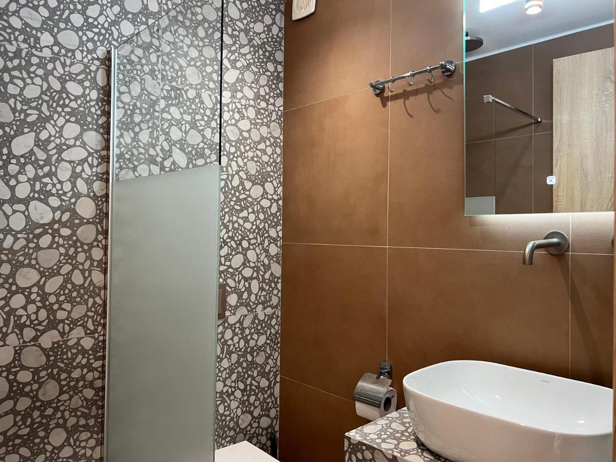 Elenasrooms Kallithea  المظهر الخارجي الصورة